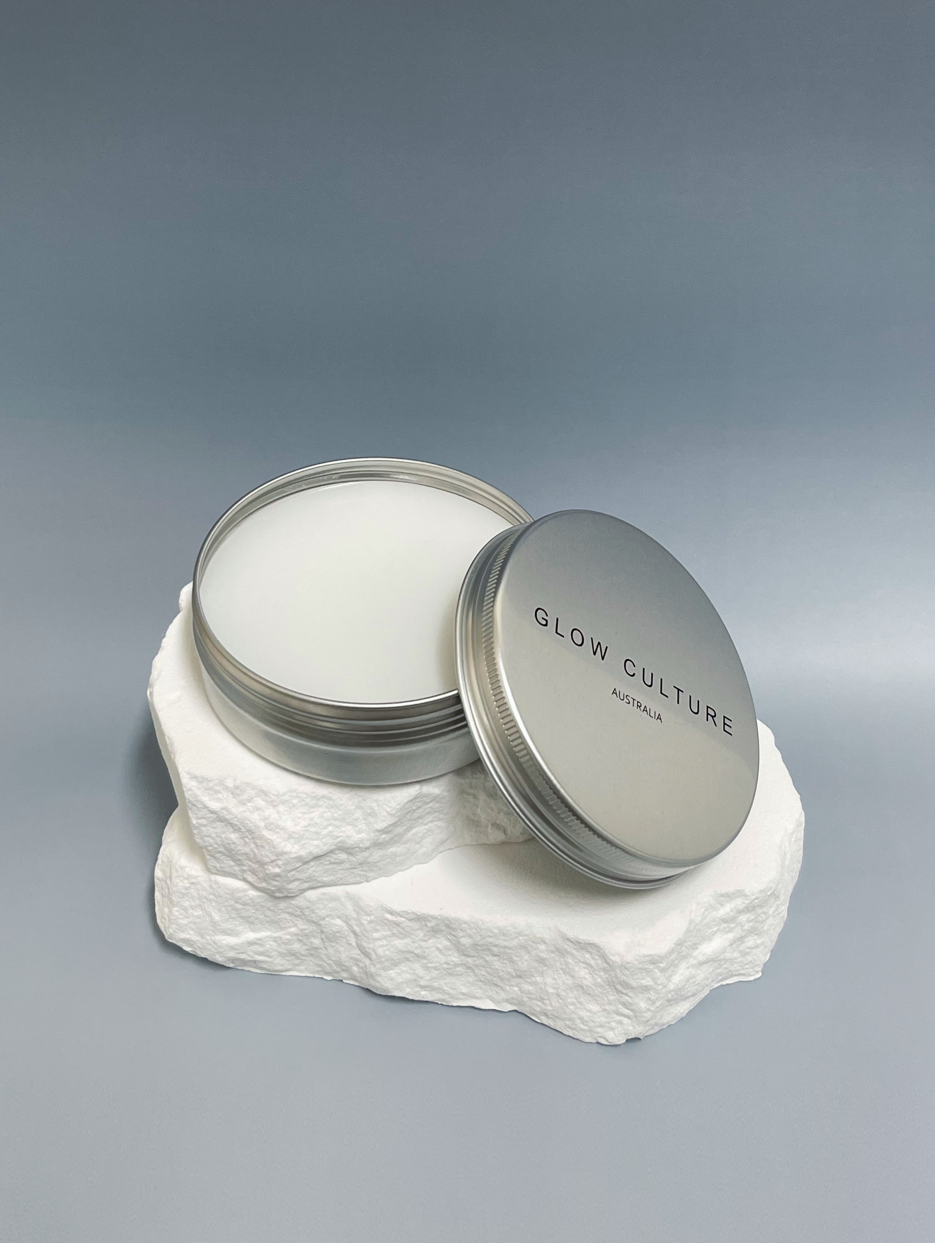 The Glow Brush Cleaner